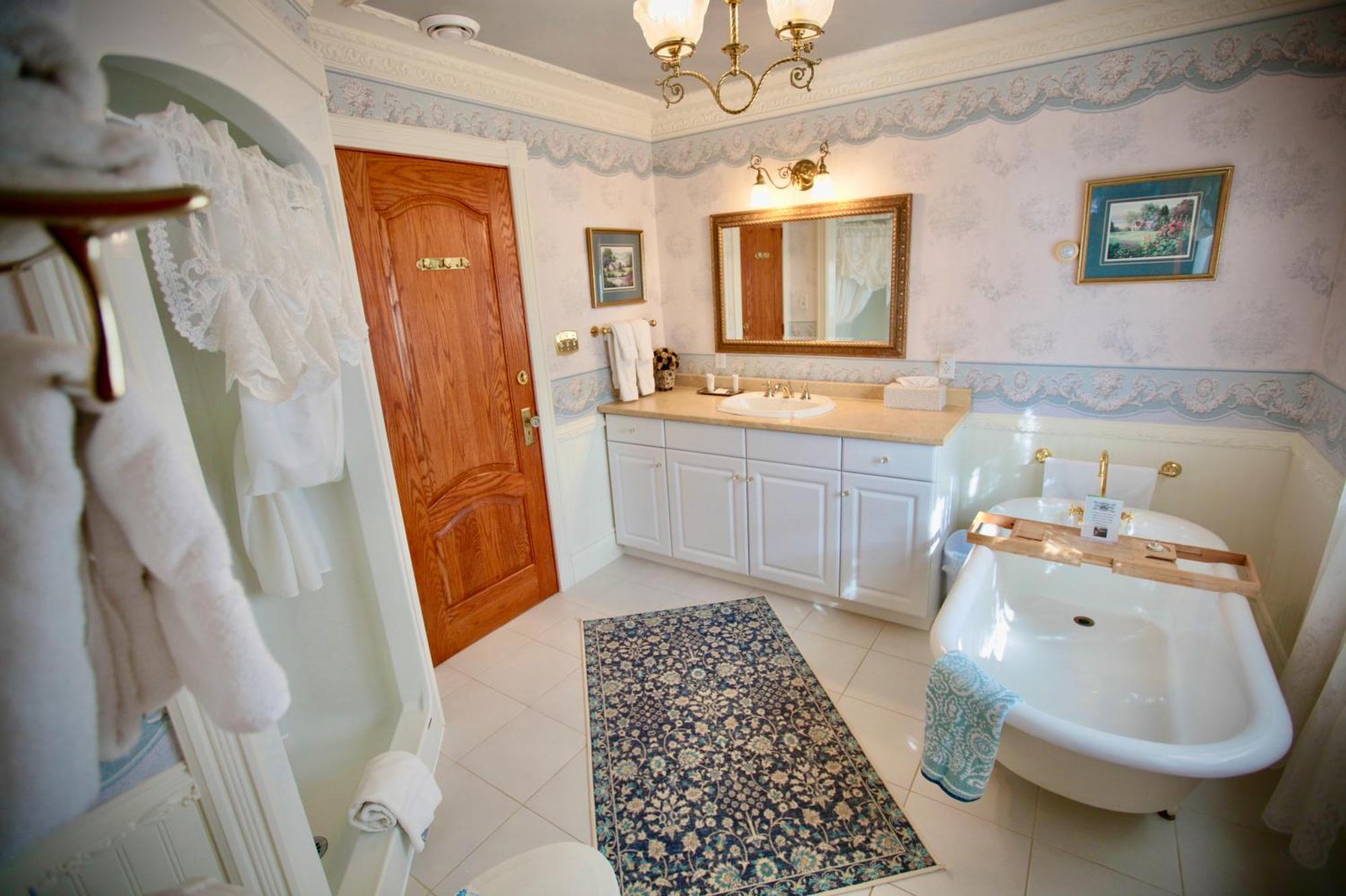 Twin Peaks B&B Mindemoya 部屋 写真